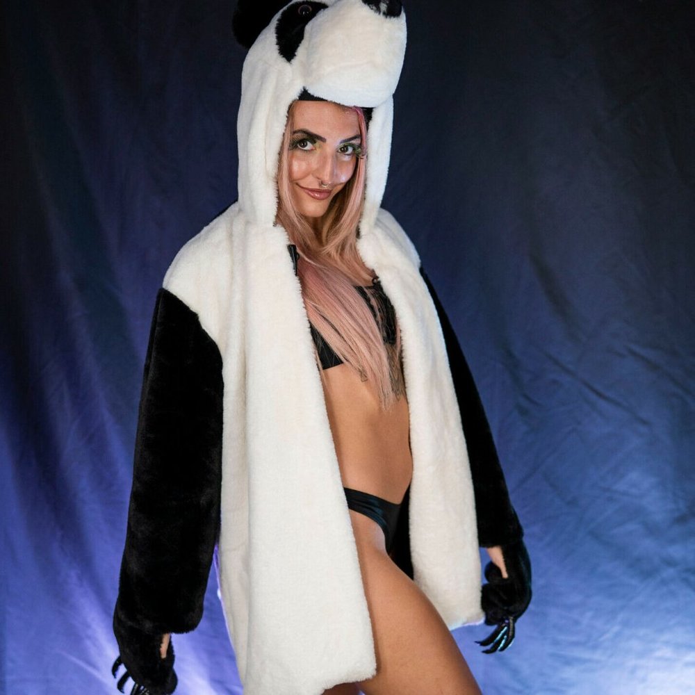 Panda Bear Coat Jacker Black White Super Soft Plush Fur Large XLarge‎ NWT